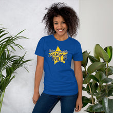 Load image into Gallery viewer, Esta maestra siempre brilla / Always Shine Teacher Tshirt
